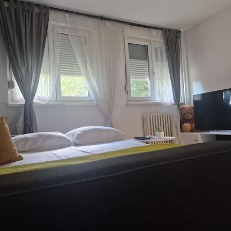 Apartment Iskra Belgrad Exterior foto